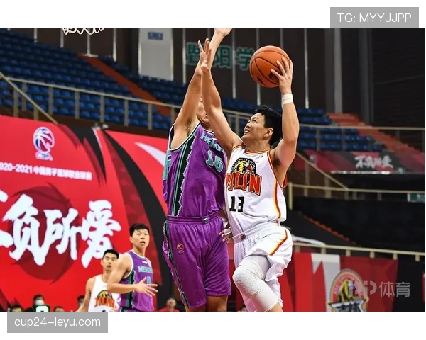 奇尔韦尔关键表现助球队逆转取胜，状态强势回暖