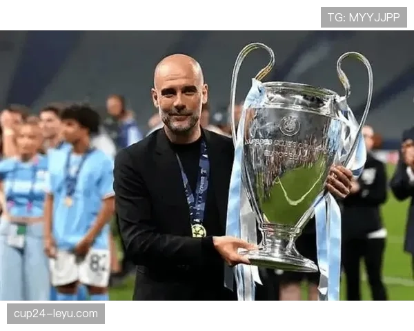 瓜迪奥拉防守层次策略揭秘：打造坚不可摧后防线的战术密码