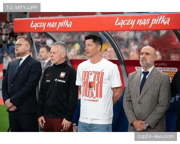 莱万多夫斯基交出波兰队长袖标，国家队进入新老交替阶段