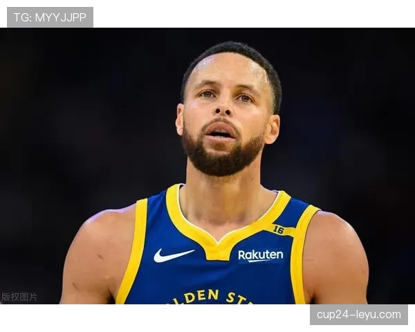 格林挡拆为库里制造投篮机会 助攻占比胜上季